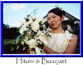 Hitomi & Bouquet Thumbnail