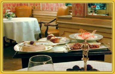 dessert1.jpg (65699 bytes)