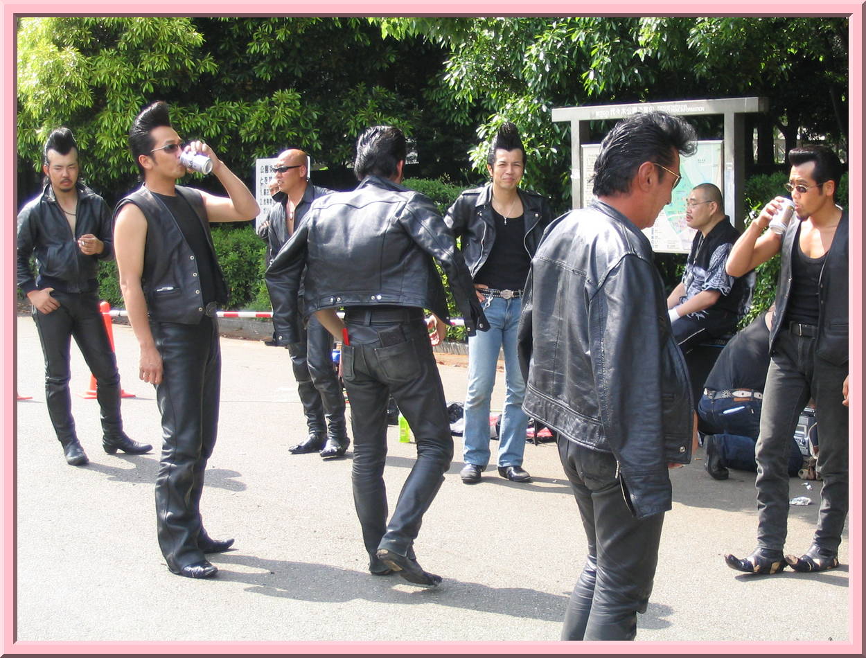 Elvis Lives