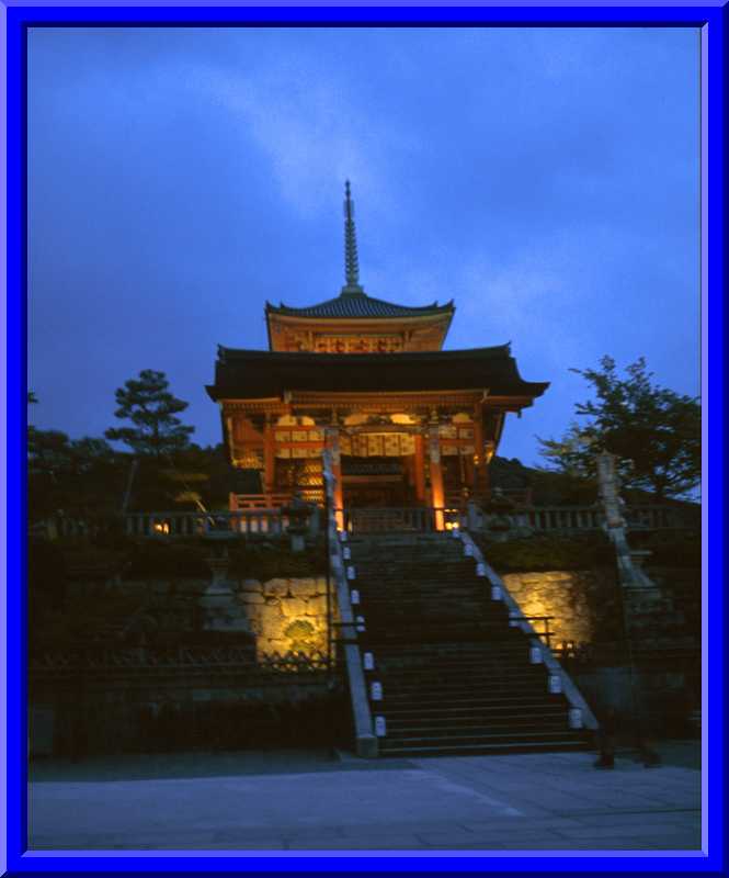 Kiyomizu-dera at night
